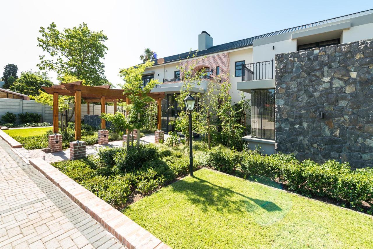 Evertsdal Guesthouse Дурбанвиль Экстерьер фото