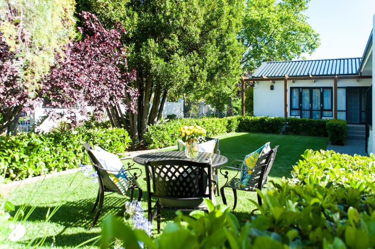 Evertsdal Guesthouse Дурбанвиль Экстерьер фото